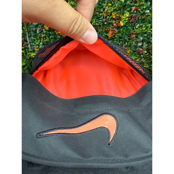Nike Luggage Convertible Rolling Bag to Backpack Black Coral Carry On Travel GUC - Picture 9 of 12